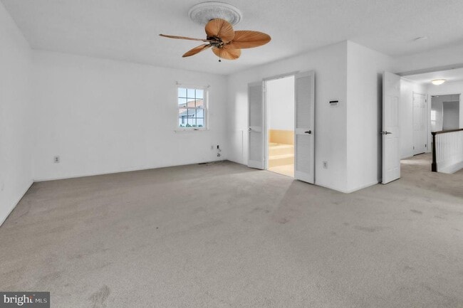 Building Photo - 5 Greenleigh Cir