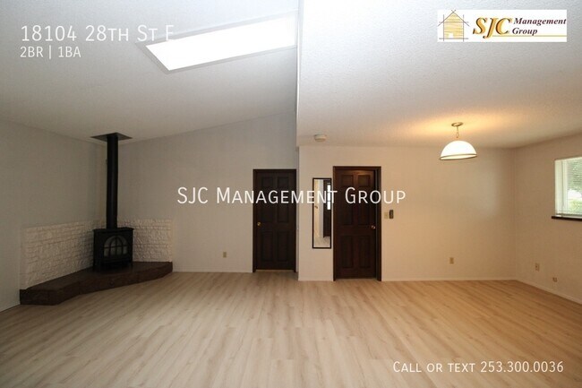 Building Photo - Two Bedroom for Rent on Driftwood Point, L...