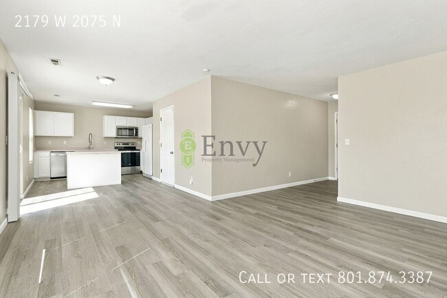 Building Photo - 2179 W 2075 N