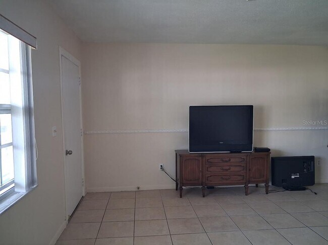 Building Photo - 4744 Azalea Dr