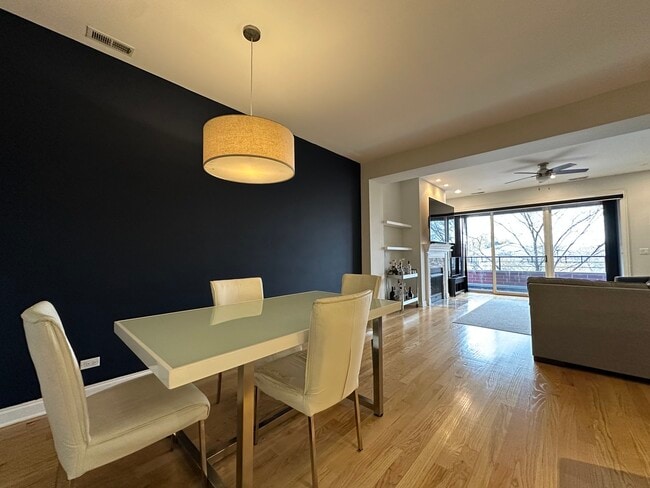 Building Photo - 2402 W McLean Ave