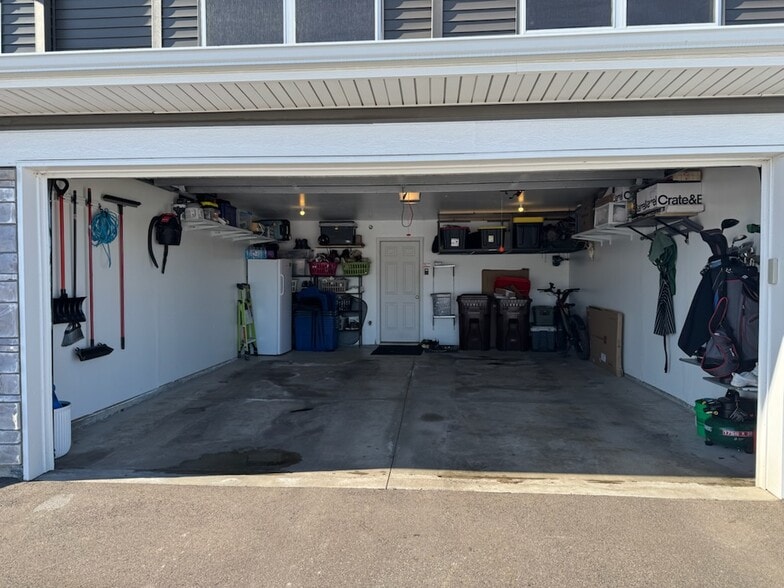 Garage - 6908 Jody Ave S