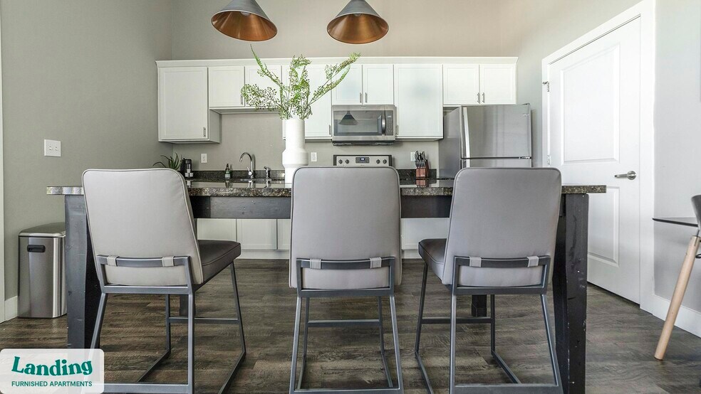 Building Photo - 41 E 9th Ave