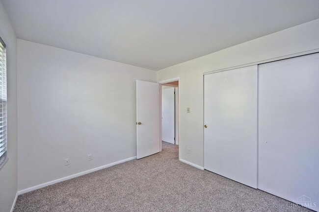 Building Photo - 1582 Turquoise Dr