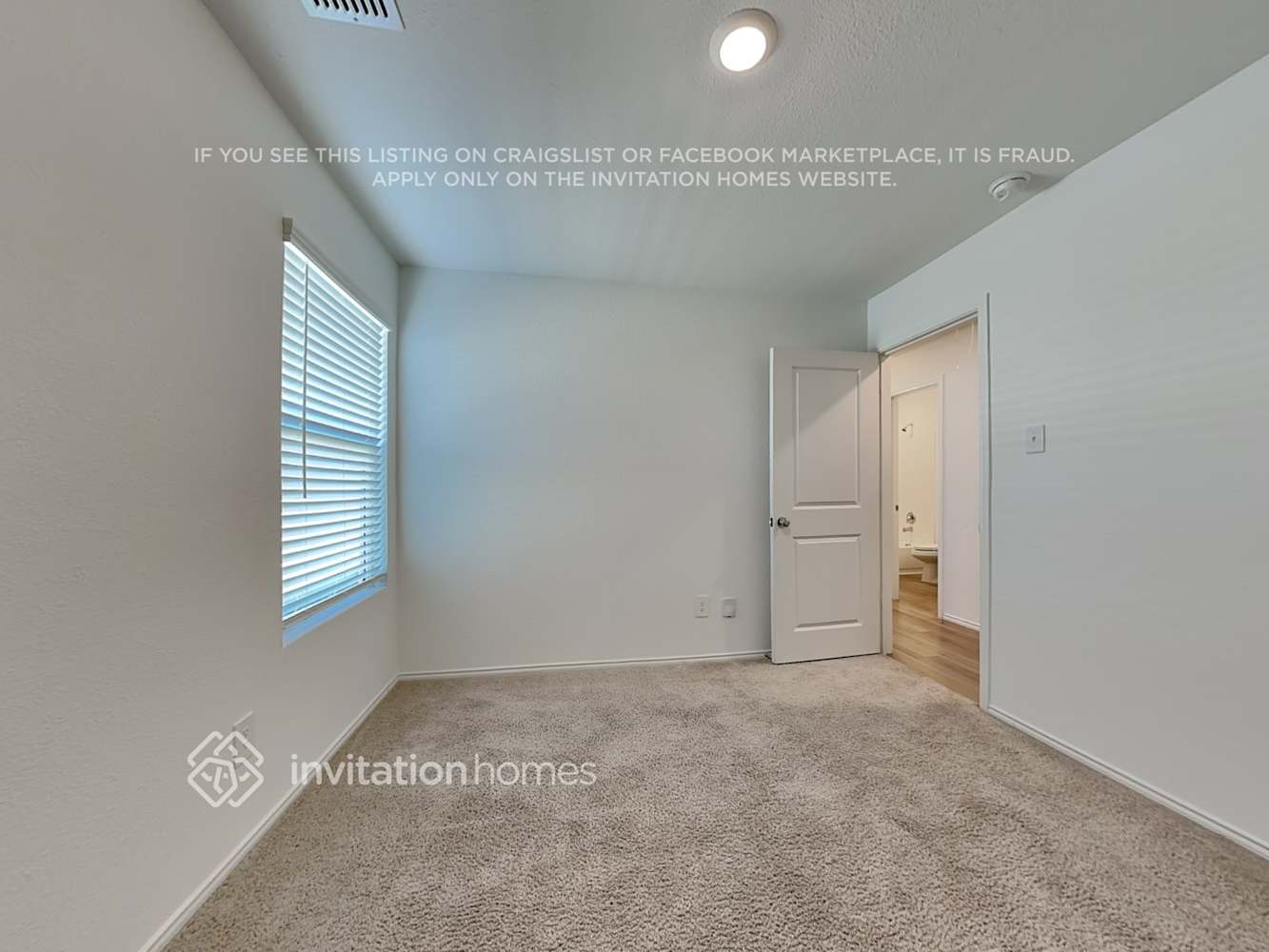 Building Photo - 3200 Crestone Dr