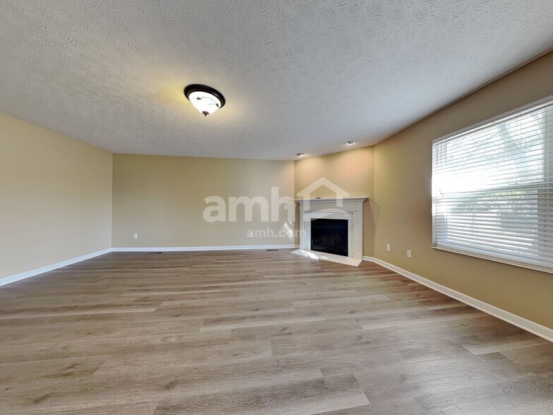 Building Photo - 1255 Arkansas Dr