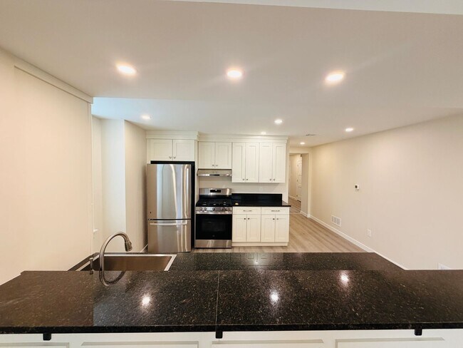 Building Photo - 4017 Butler St