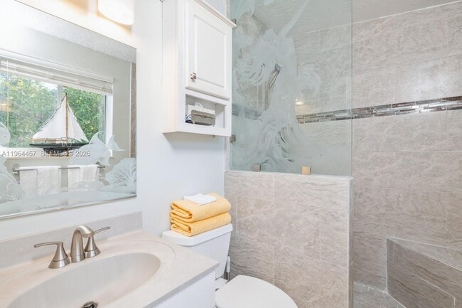 Building Photo - 133 E Silver Palm Ave