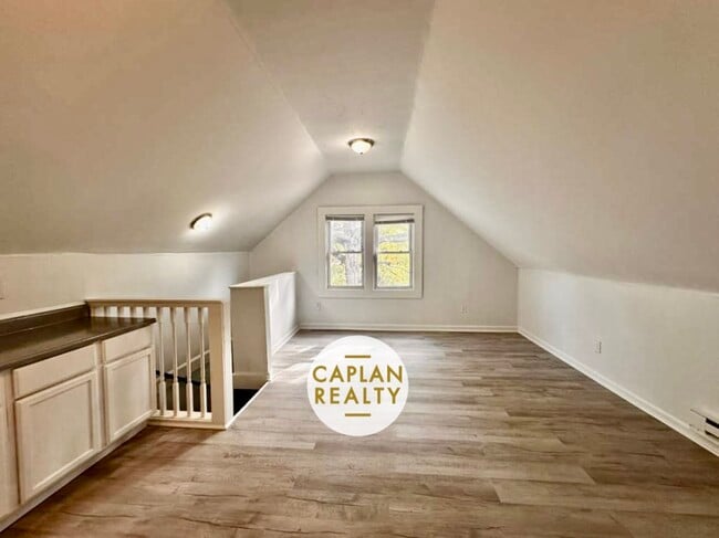 Building Photo - 2 Derby Ave