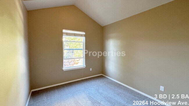 Building Photo - 20264 Hoodview Ave