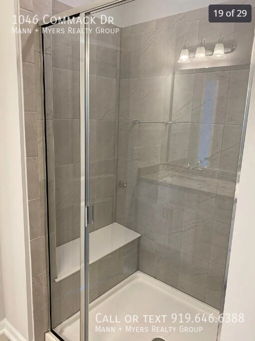 Building Photo - 1046 Commack Dr