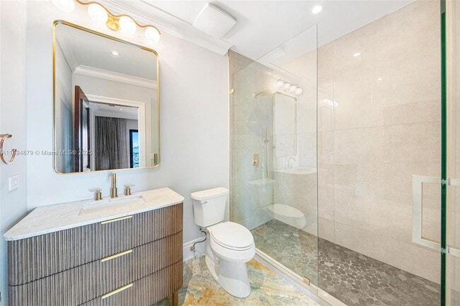 Building Photo - 1331 Bay Terrace