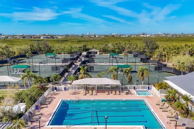 Building Photo - 1719 Starling Dr