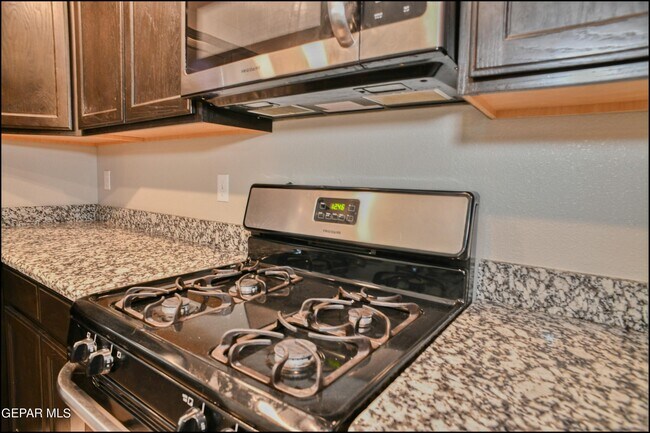 Building Photo - 14176 Charles Pollock Ave