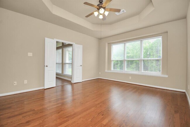 Building Photo - 6727 Oakman Ln