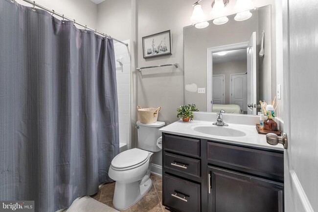 Building Photo - 726 River Mist Dr