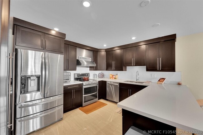 Building Photo - 1401 S Ocean Dr