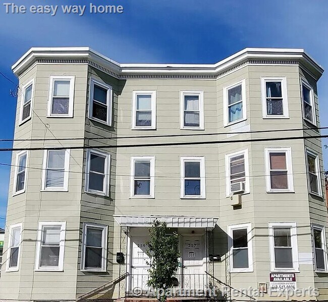 Building Photo - 259 Beacon St