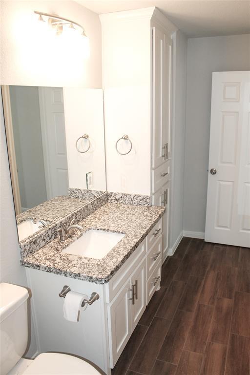 Building Photo - 396 Spooner St