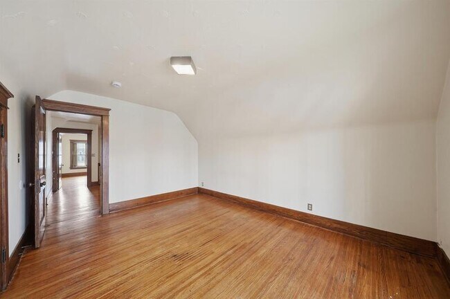 Building Photo - 1345 E St