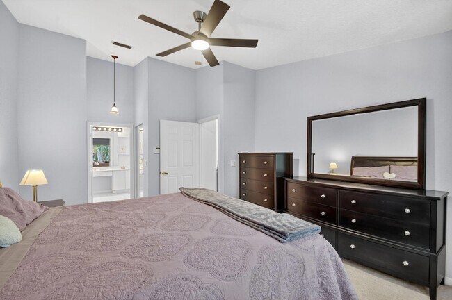 Building Photo - 7910 Laina Ln