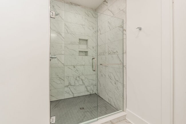 Building Photo - 2978 Bernard View Ln