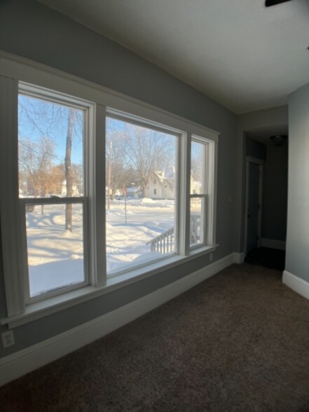 Building Photo - 501 N 7th St