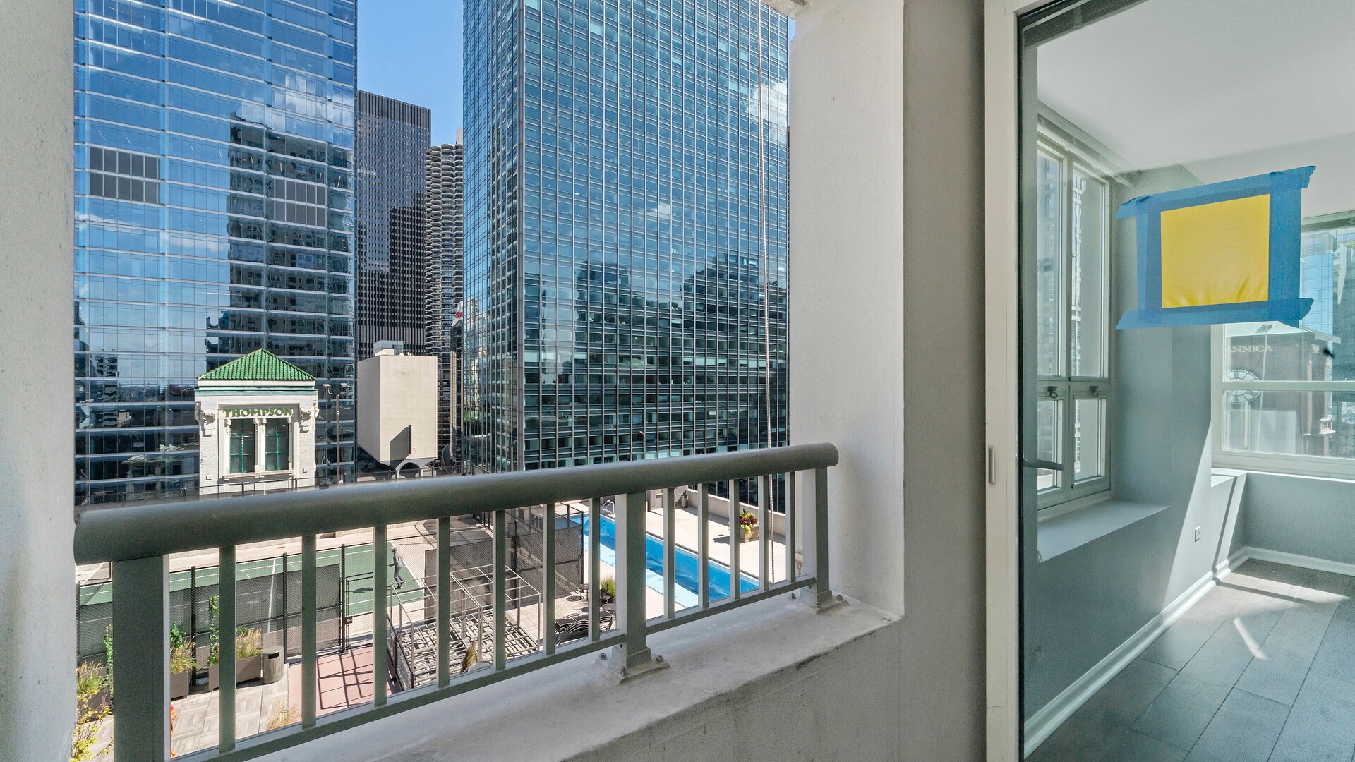 Building Photo - 345 N La Salle Dr