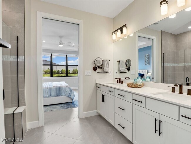 Building Photo - 17502 Caravita Ln