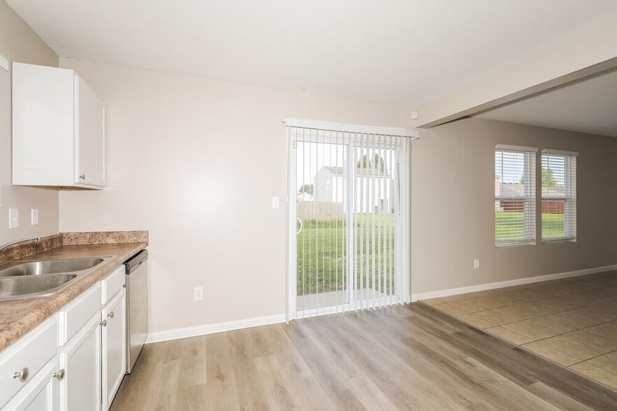 Building Photo - 3125 Danube Way