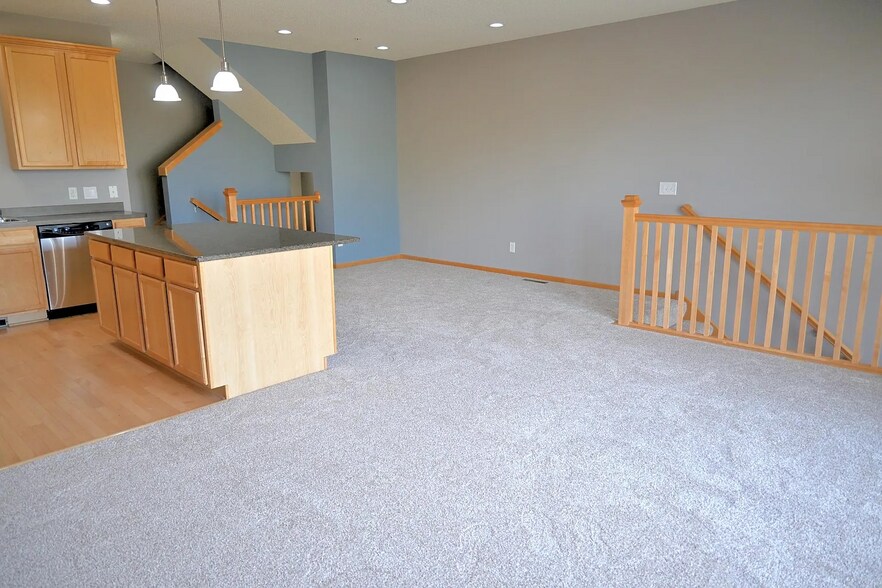 Building Photo - 4725 Victor Path