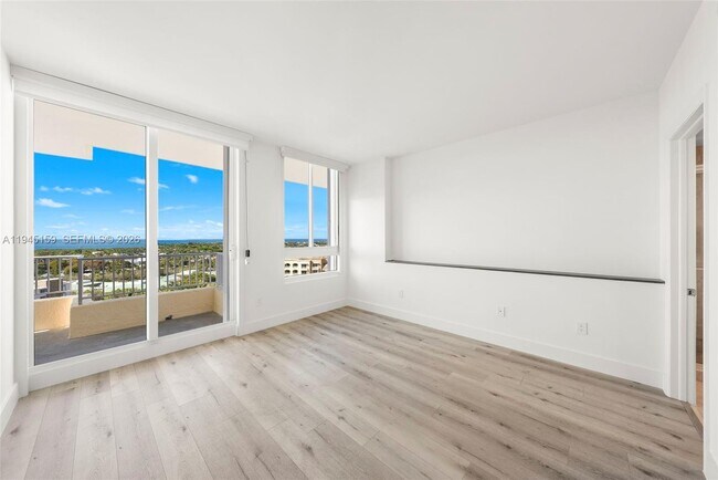 Building Photo - 789 Crandon Blvd