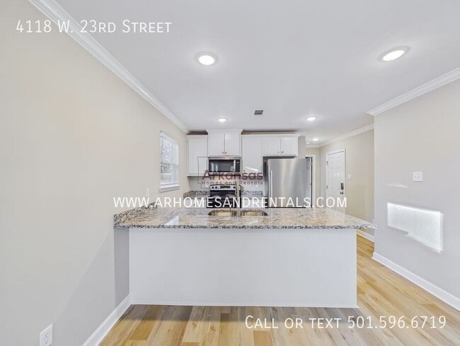 Building Photo - 4118 W 23rd St