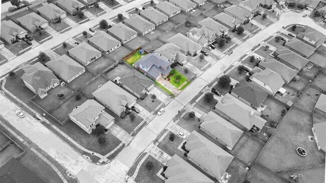 Building Photo - 29215 Jacobs River Dr