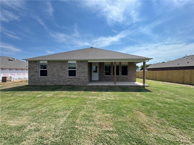 Building Photo - 376 Texas Ave