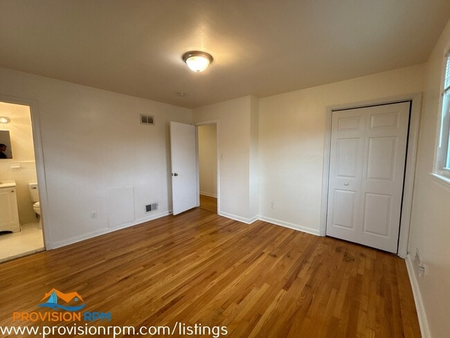 Building Photo - 4002 22nd Ave