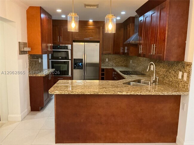 Building Photo - 8559 SW 115th Pl