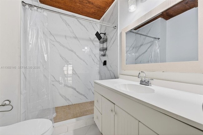 Building Photo - 10351 Juniper Ct