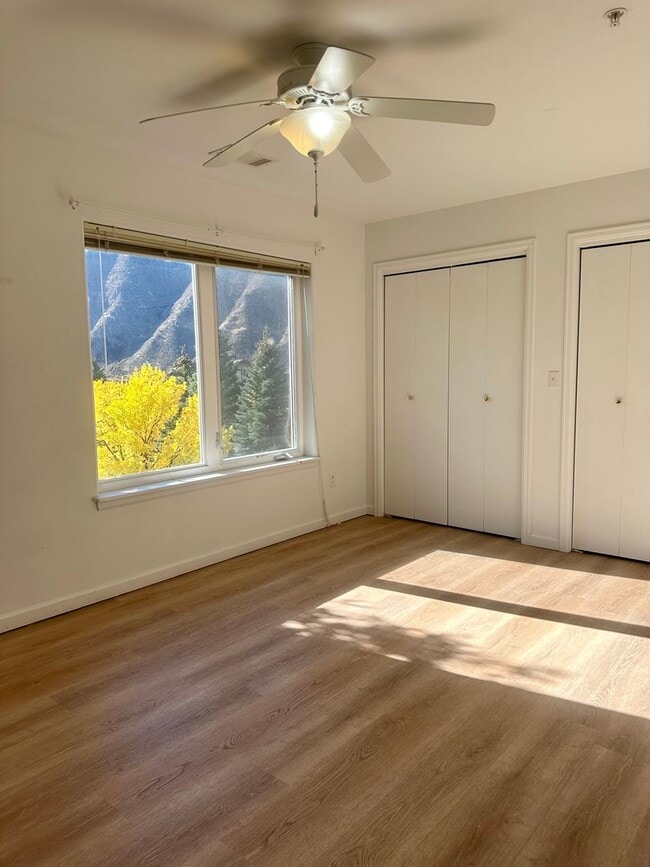 Building Photo - 3 Bedroom 2 Bath Condo in New Castle
