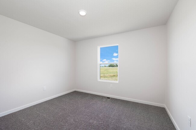 Building Photo - 2565 S Cheri Dr