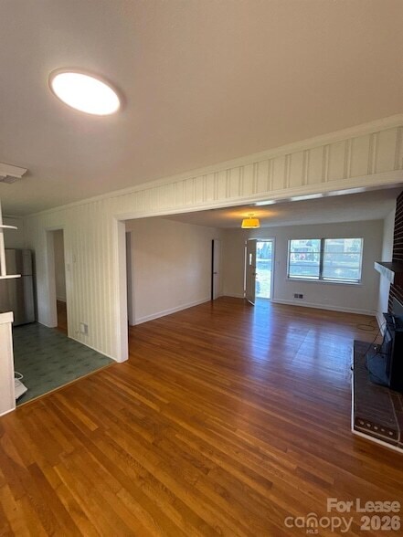 Building Photo - 104 Stowe Rd