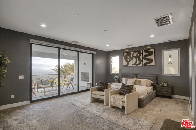 Building Photo - 20248 Willoughby Ln