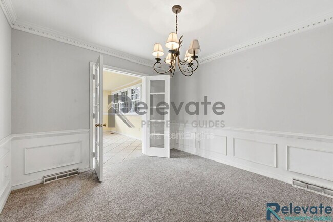 Building Photo - 8903 Freestone Ave