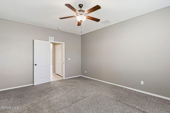 Building Photo - 14609 Carlo Alvarado Dr