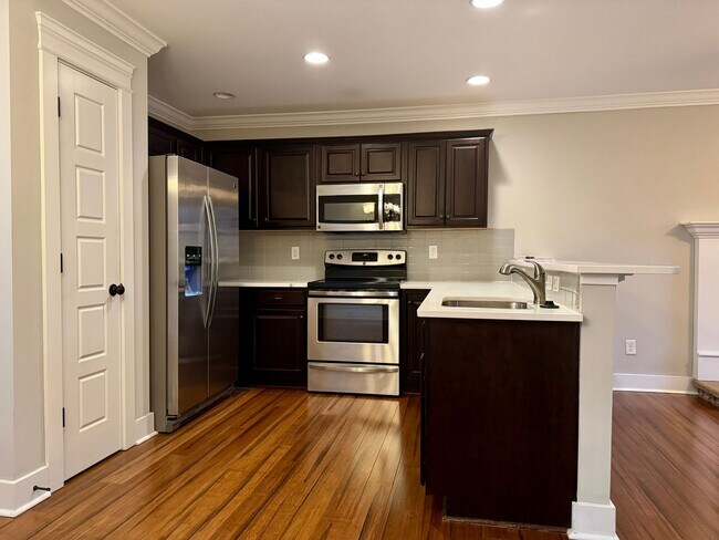 Building Photo - 6477 Olin Ln