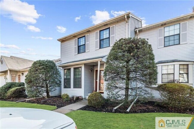 Building Photo - 1502 Timber Oaks Rd