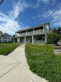 Building Photo - 64 Lyman St