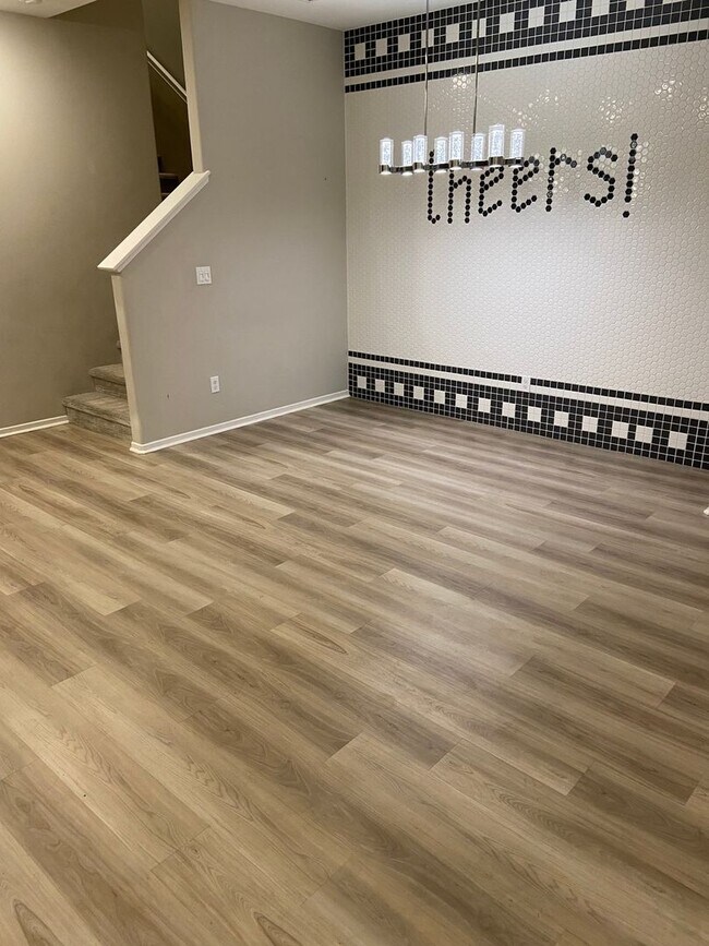 Building Photo - Model house 2 Bedroom  one loft in second ...