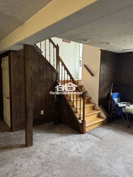 Building Photo - 7107 Avesbury Ln