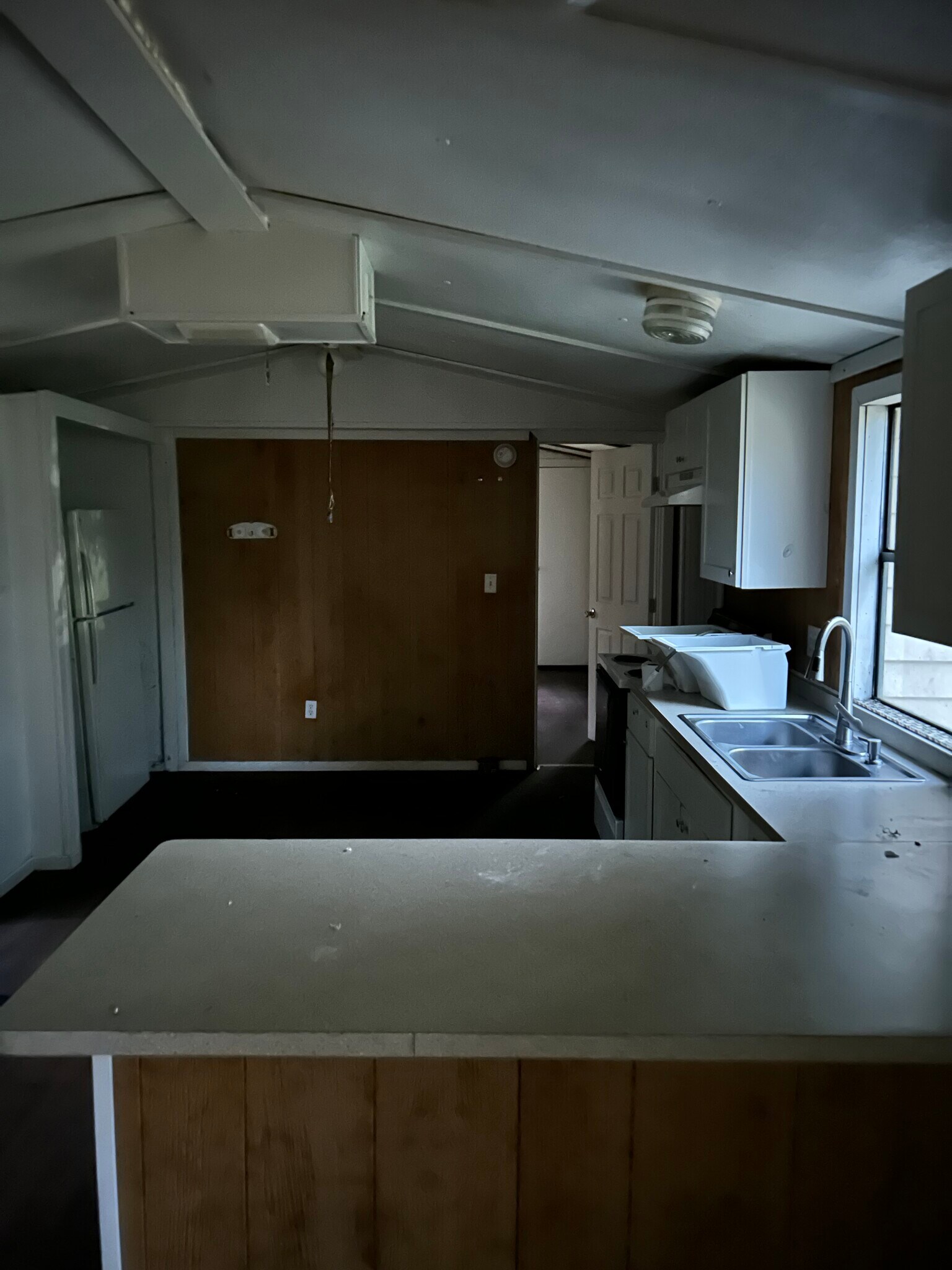 Building Photo - 613 Honeyfarm Ln